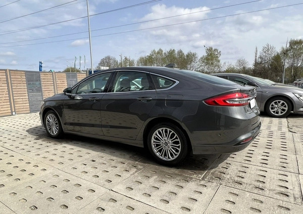 Ford Mondeo cena 97900 przebieg: 48725, rok produkcji 2020 z Wasilków małe 781